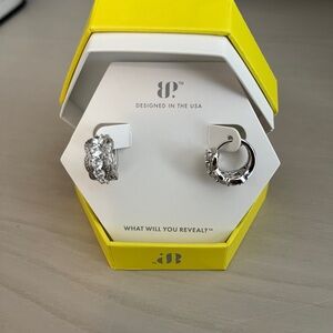 BP Cubic Zirconia Huggies